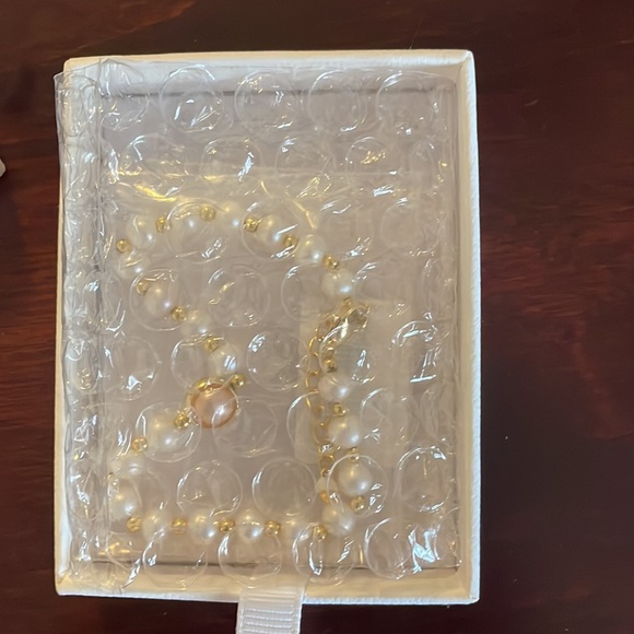 Brand new pearl bracelet - Picture 2 of 3